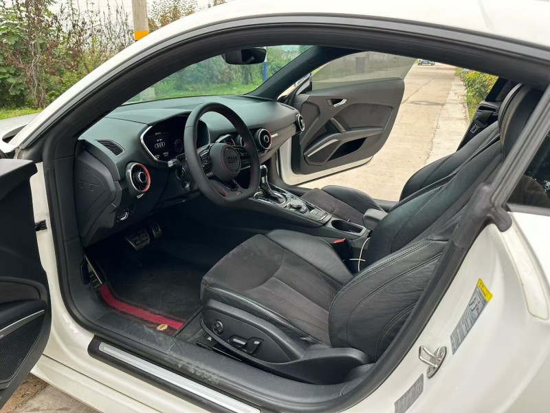 徐州17年奥迪TT5