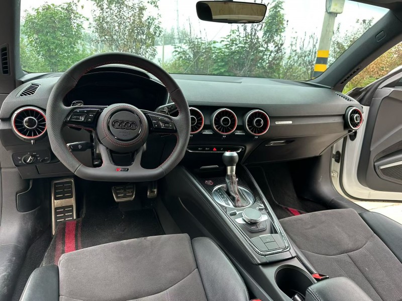 徐州17年奥迪TT7