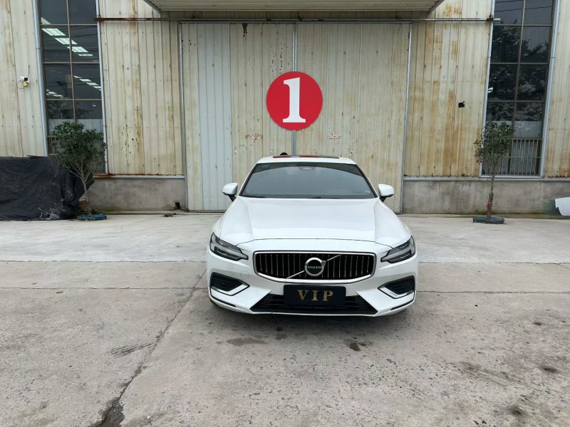徐州23年沃尔沃S60L1