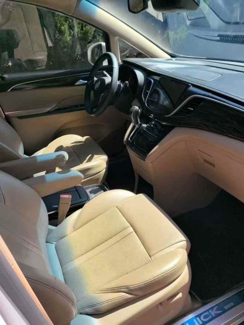 东营16年别克GL85