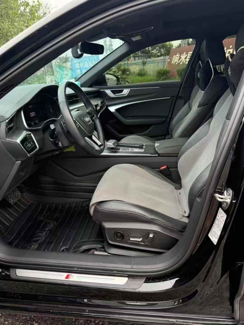南京24年奥迪A6L6