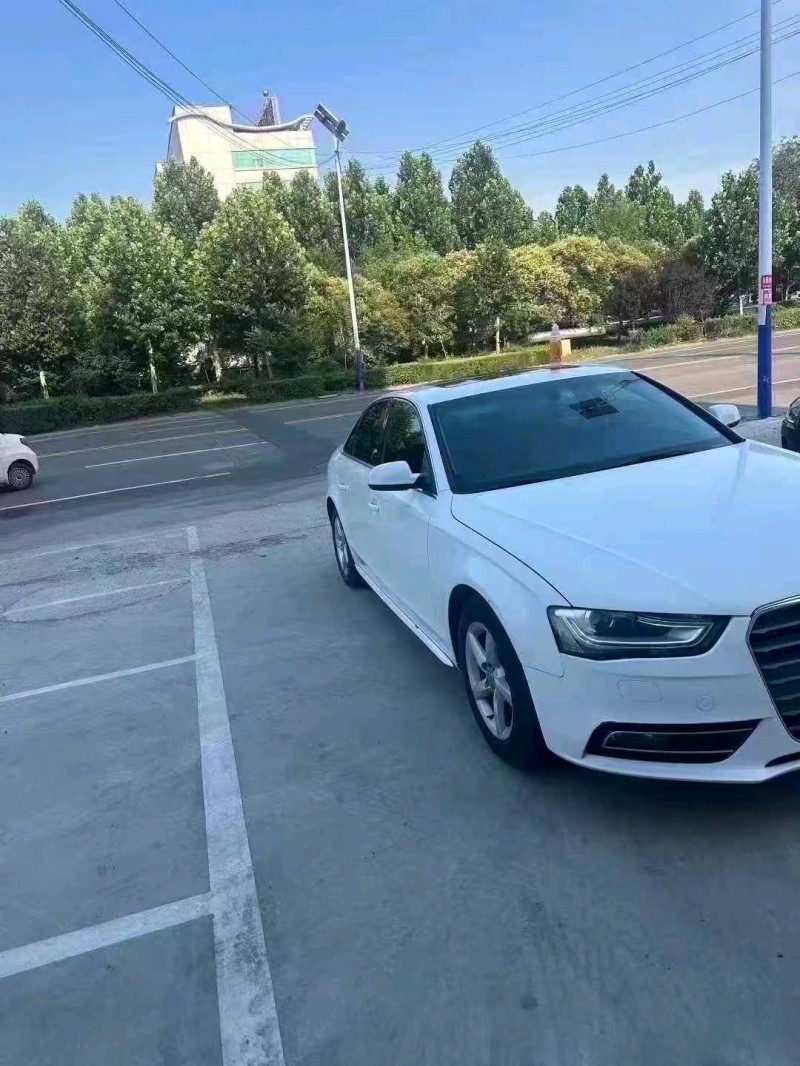 济南15年奥迪A4L3