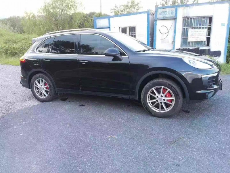 衢州15年保时捷卡宴2