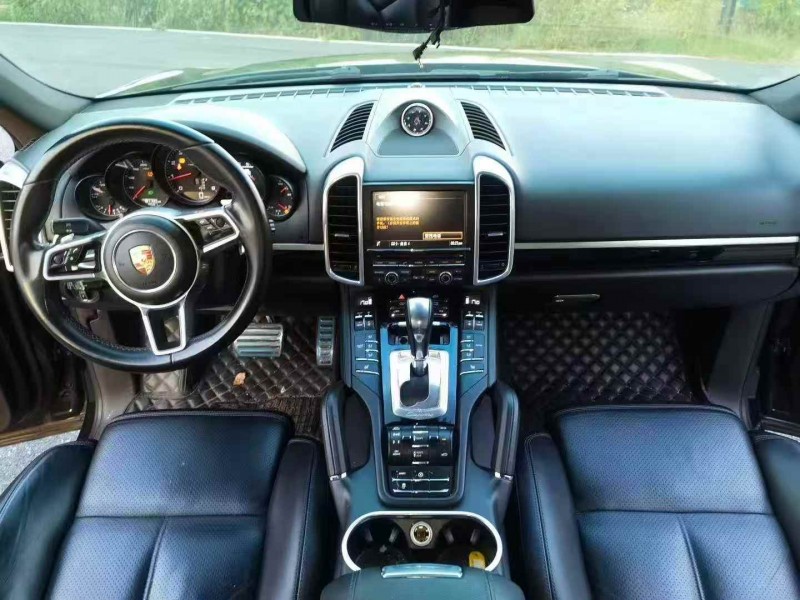 衢州15年保时捷卡宴4