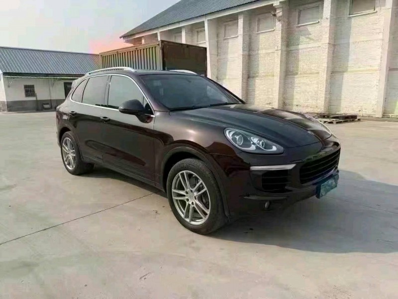 盐城16年保时捷卡宴3