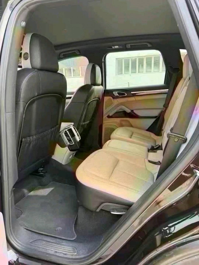 盐城16年保时捷卡宴7