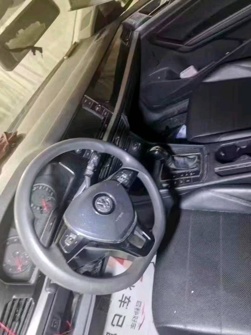 济南19年大众朗逸7