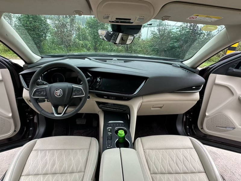 徐州21年别克昂科威7