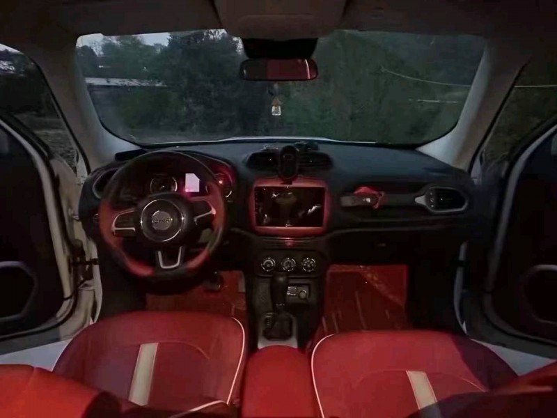 济南18年Jeep自由侠9