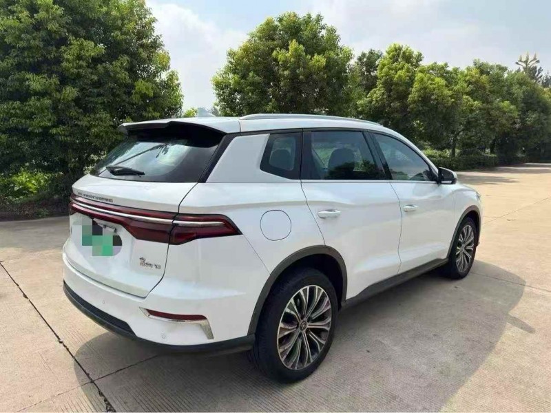 苏州20年比亚迪宋9