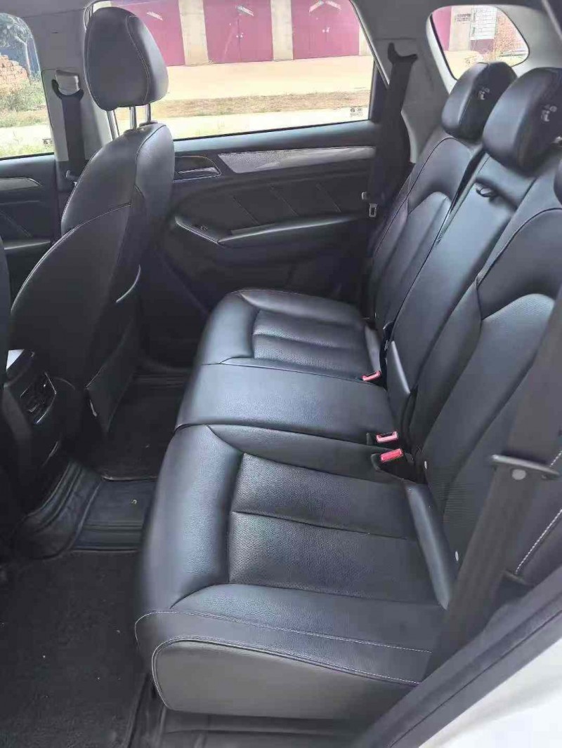 邯郸19年荣威RX57