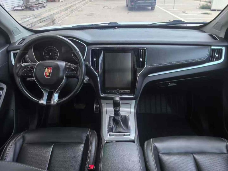 邯郸19年荣威RX58