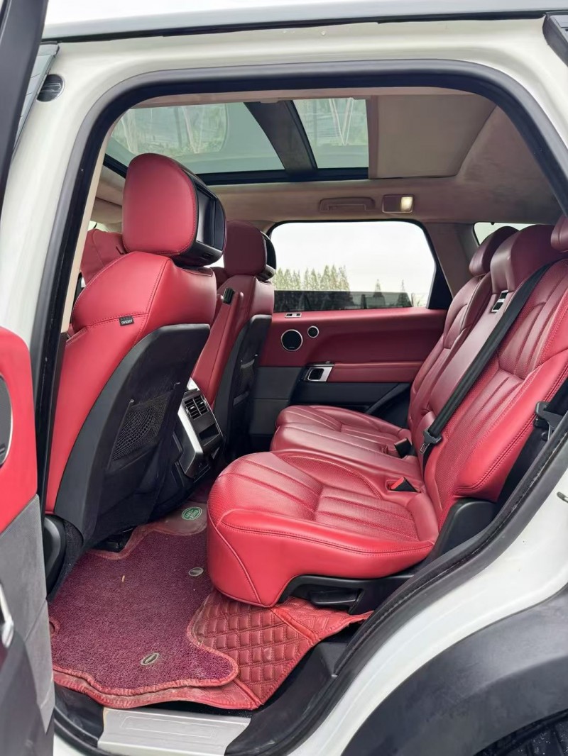 济宁16年路虎揽胜运动4