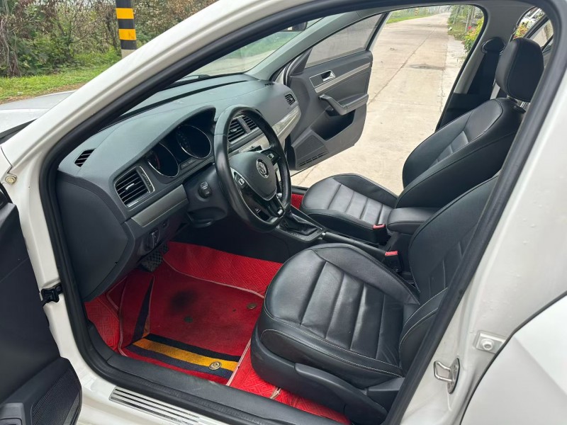 徐州18年大众朗逸4