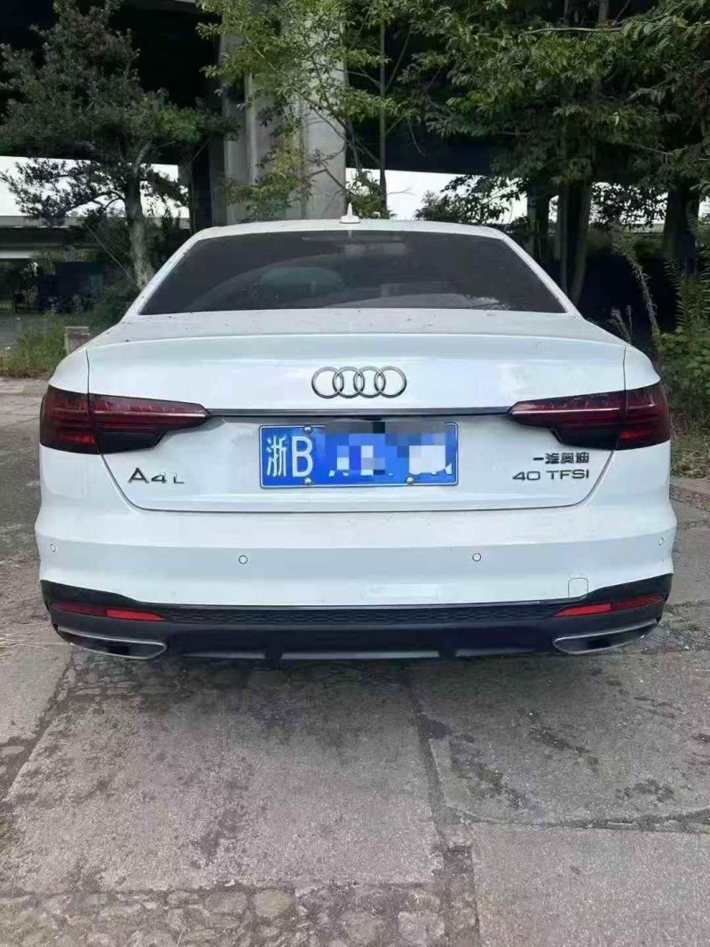 杭州23年奥迪A4L9