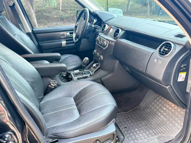 济南12年路虎发现7