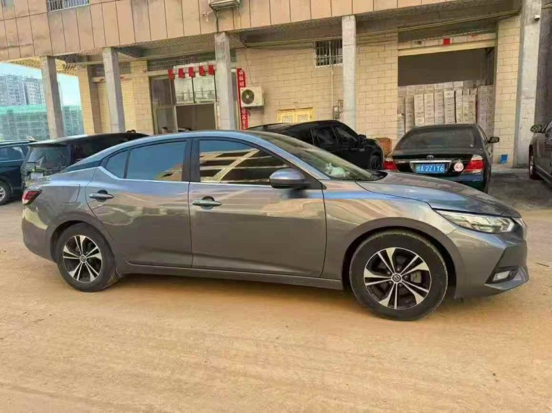 桂林21年日产轩逸3