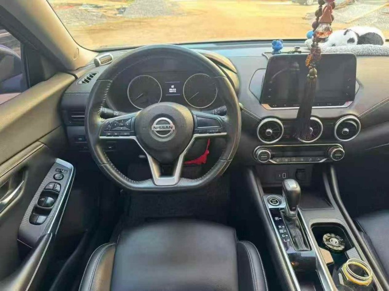 桂林21年日产轩逸5