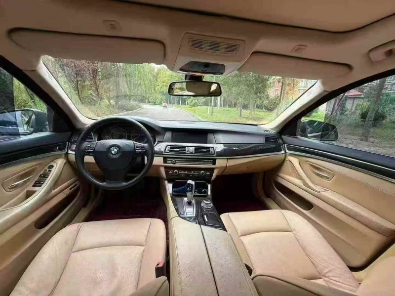 烟台12年宝马5系4