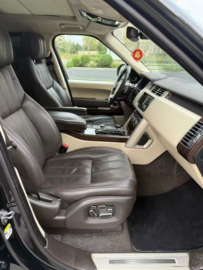 济南14年路虎揽胜行政4