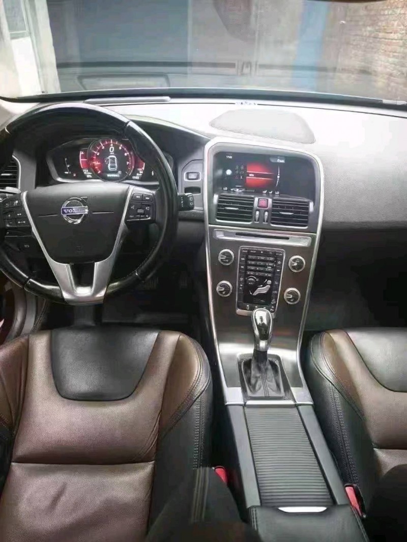 济南15年沃尔沃XC607