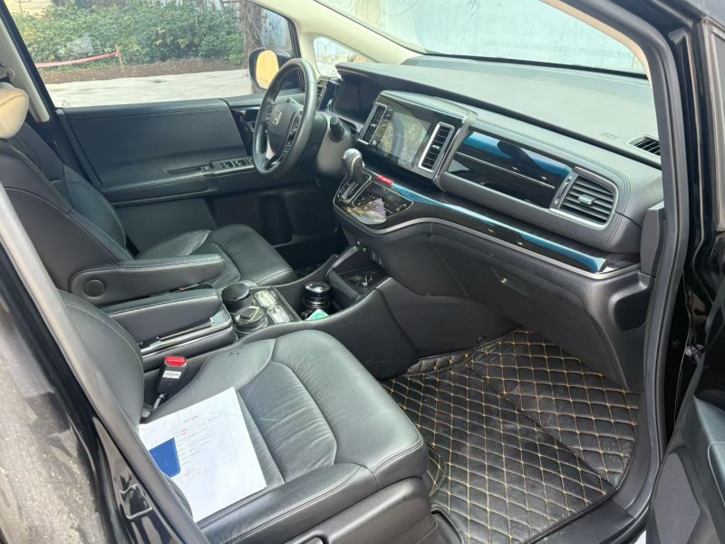 济南20年本田艾力绅3