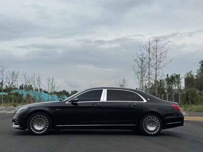 邢台20年奔驰迈巴赫S级3