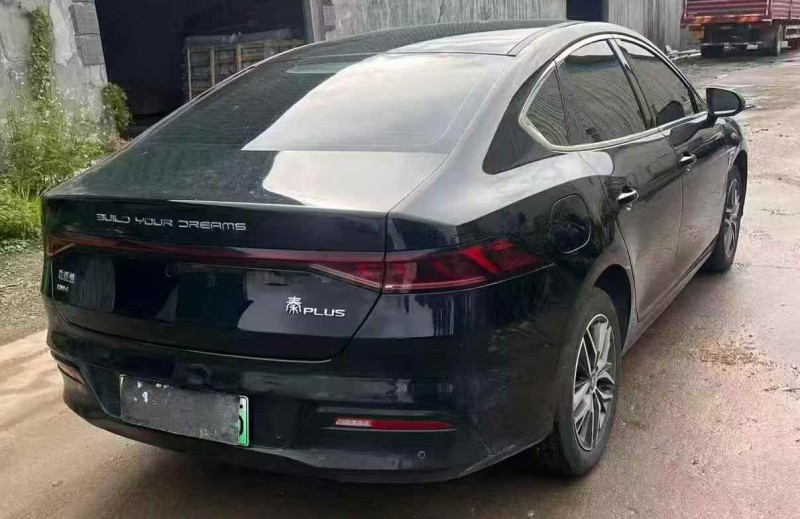 广州24年比亚迪秦8