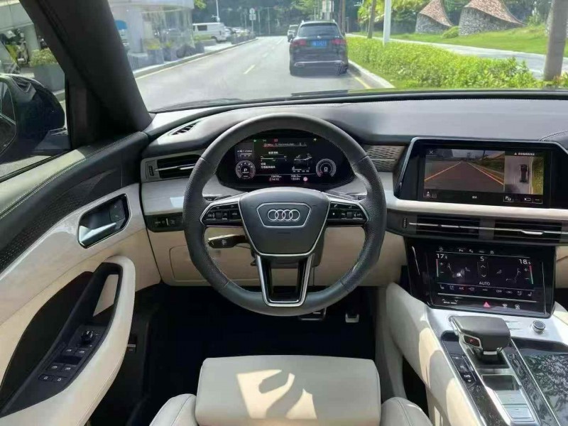 深圳23年奥迪Q66