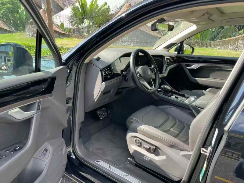 广州22年大众途锐4