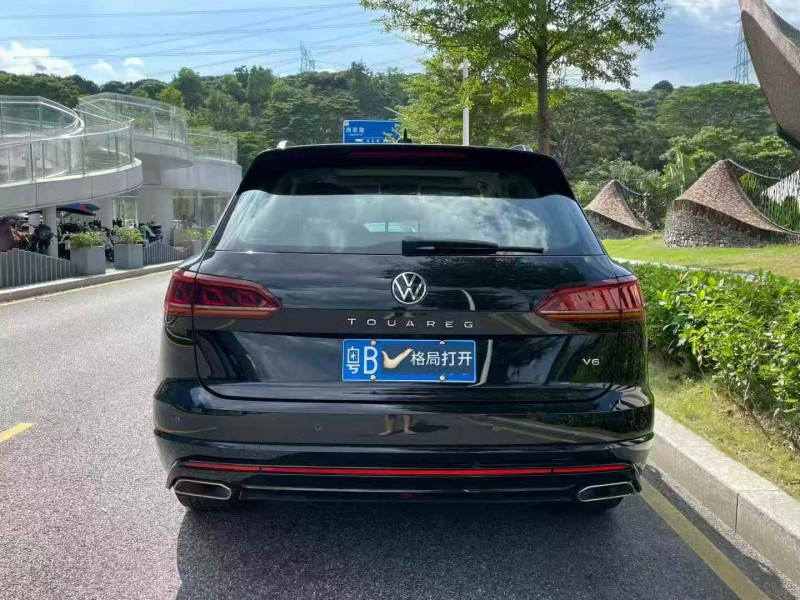 广州22年大众途锐9