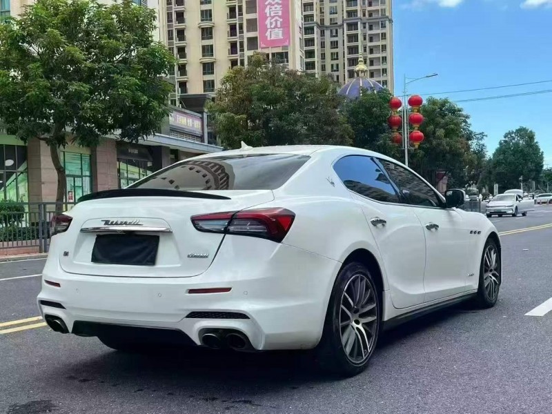 深圳14年玛莎拉蒂Ghibli7