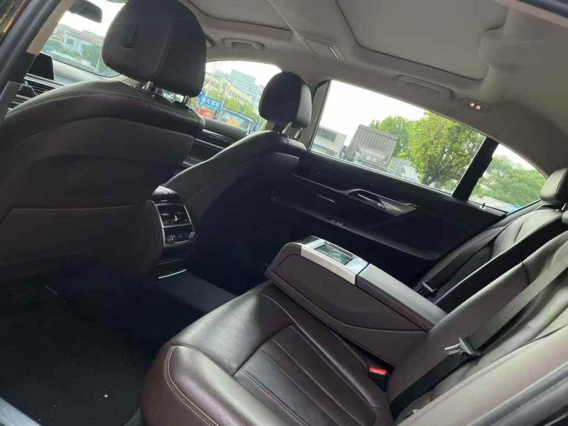 广州17年宝马7系6