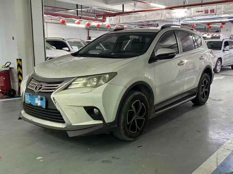 广州16年丰田RAV4荣放2