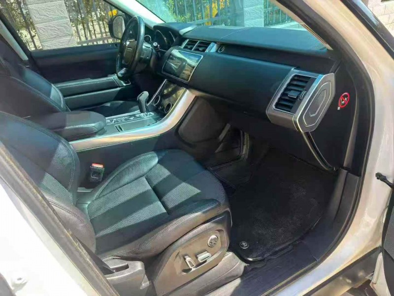 平顶山18年路虎揽胜运动5