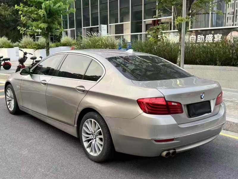 广州16年宝马5系8