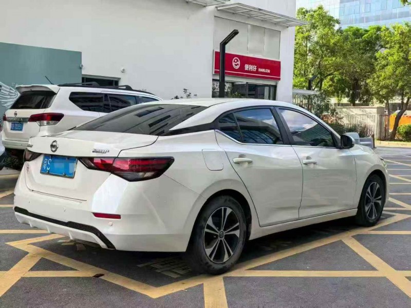 广州21年日产轩逸8