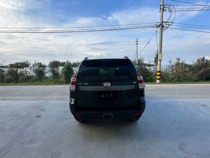 徐州17年丰田普拉多9