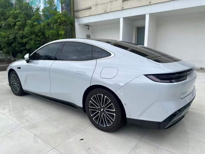 广州25年吉利银河6