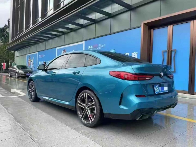 广州23年宝马2系7