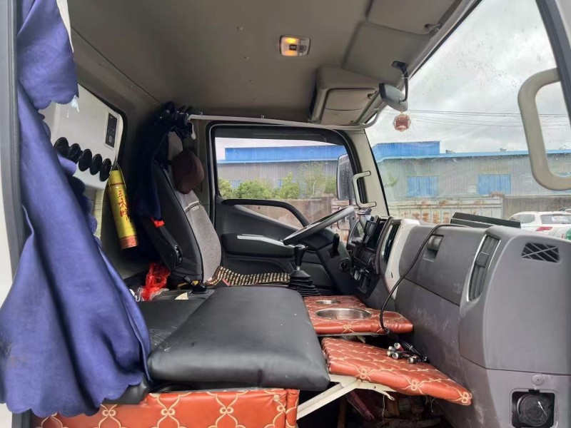 枣庄21年福田奥铃4