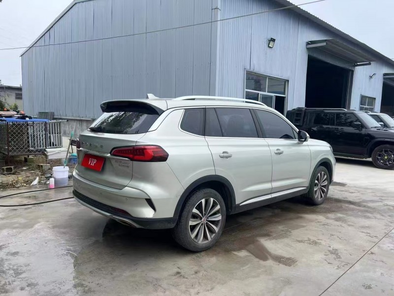 枣庄21年荣威RX57