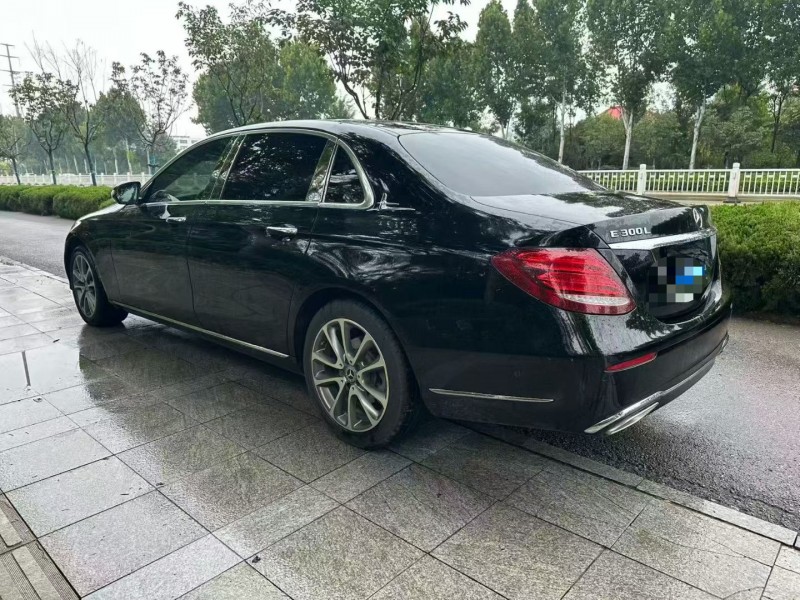 枣庄20年奔驰E8