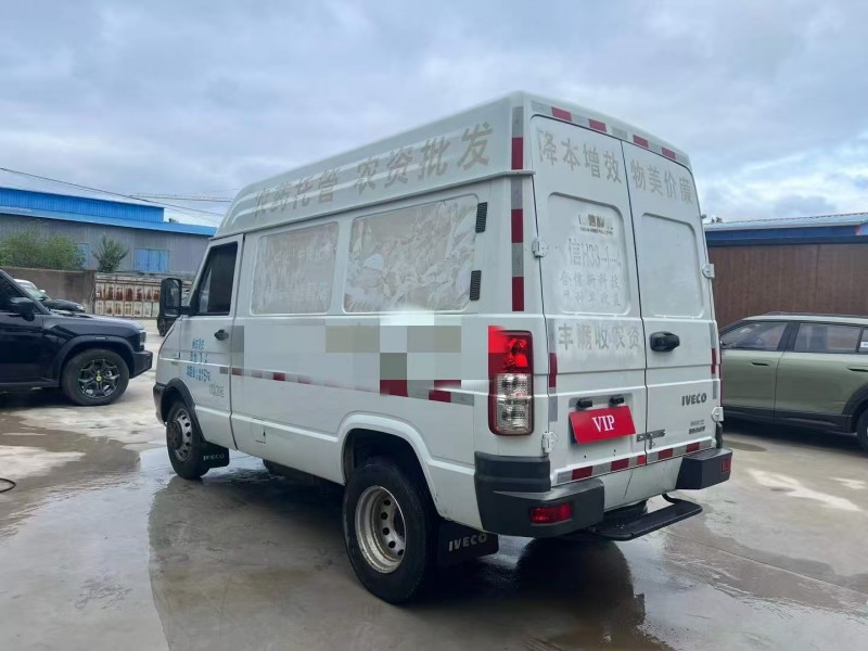 枣庄21年依维柯得意7