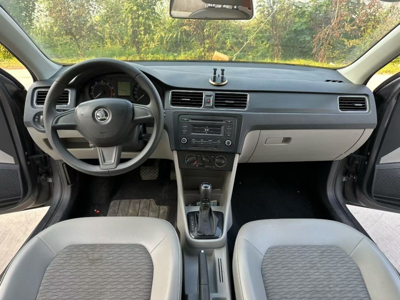 徐州16年斯柯达昕锐7