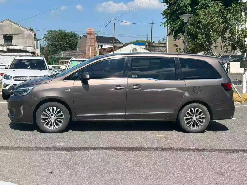 台州21年别克GL85