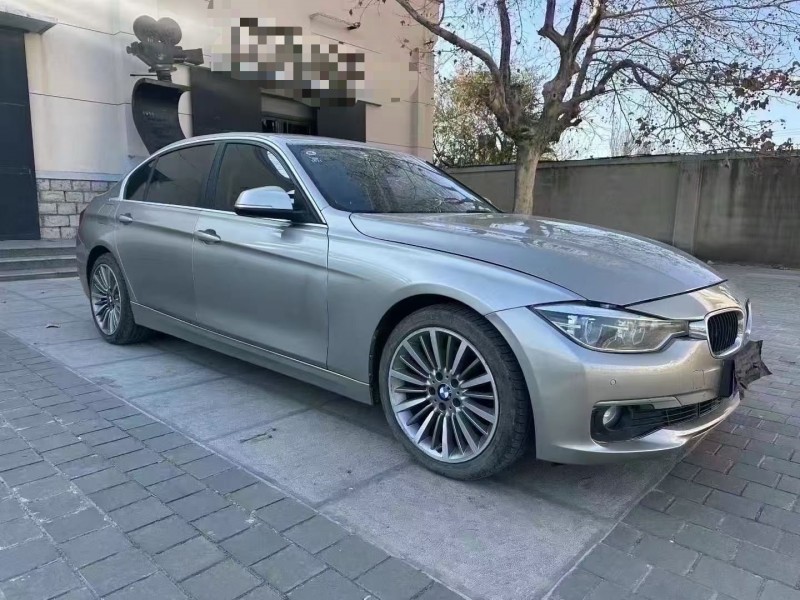 枣庄19年宝马3系2