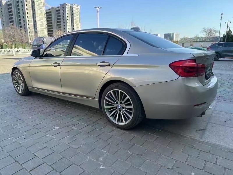 枣庄19年宝马3系8