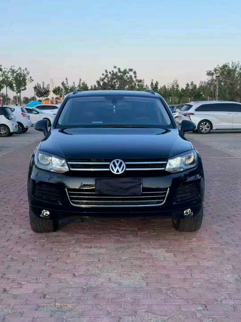 济宁13年大众途锐1