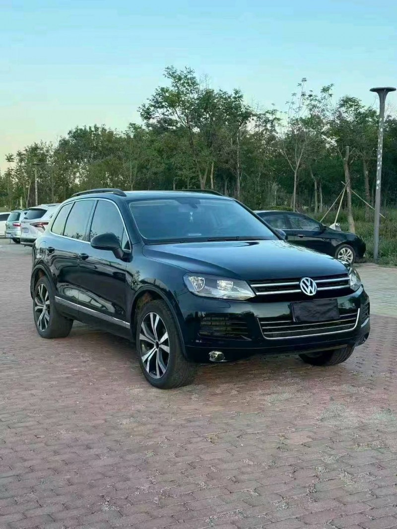 济宁13年大众途锐2